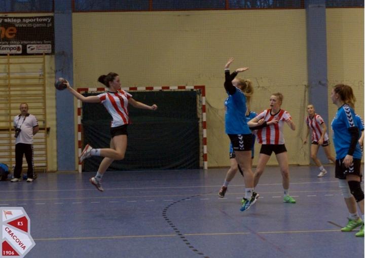 pilka-reczna-2015-03-14-04
