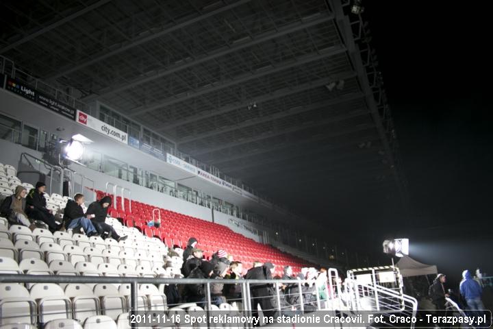 2011-11-16-reklamowka-azja-20