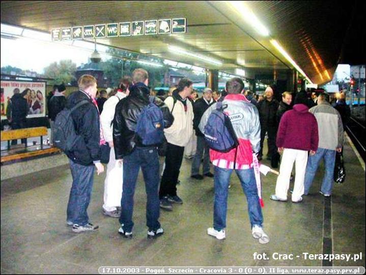 2003-10-17-pogon-cracovia-3-0-001