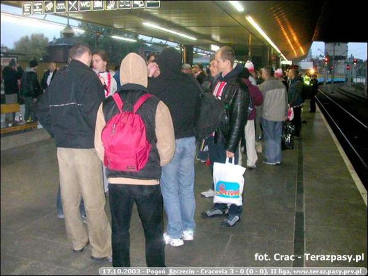2003-10-17-pogon-cracovia-3-0-002