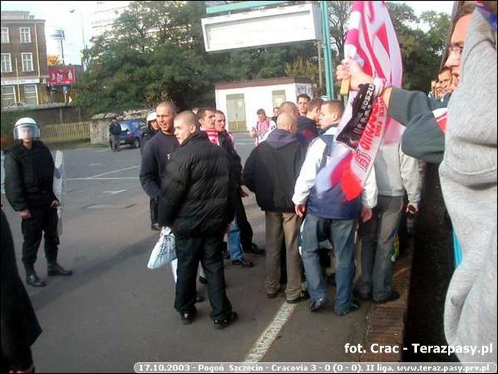 2003-10-17-pogon-cracovia-3-0-032