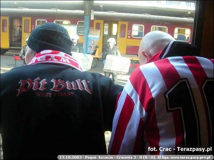 2003-10-17-pogon-cracovia-3-0-033