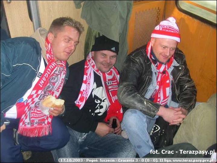 2003-10-17-pogon-cracovia-3-0-035