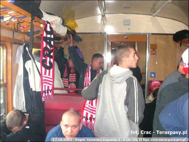 2003-10-17-pogon-cracovia-3-0-042