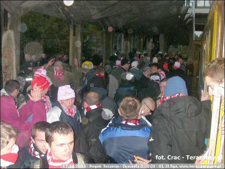 2003-10-17-pogon-cracovia-3-0-055