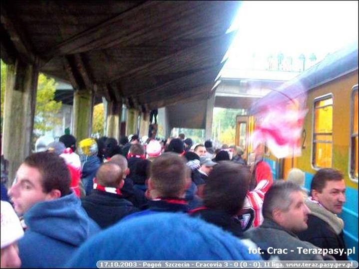 2003-10-17-pogon-cracovia-3-0-057