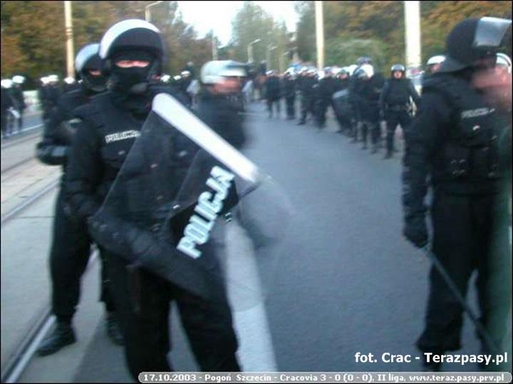 2003-10-17-pogon-cracovia-3-0-059