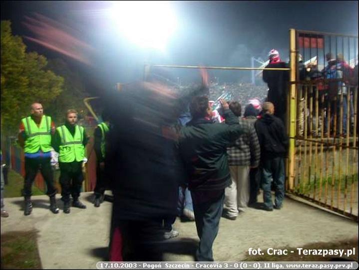 2003-10-17-pogon-cracovia-3-0-070
