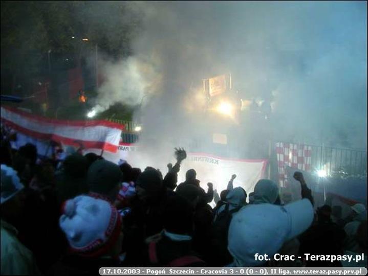 2003-10-17-pogon-cracovia-3-0-107