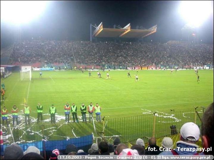 2003-10-17-pogon-cracovia-3-0-114