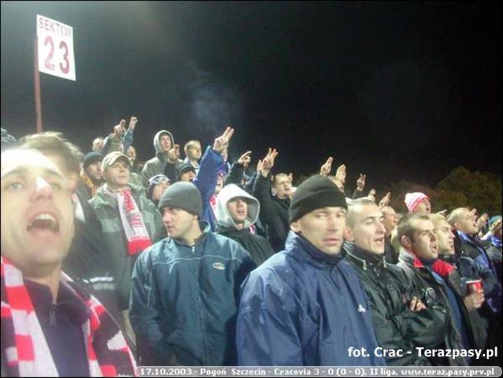 2003-10-17-pogon-cracovia-3-0-121