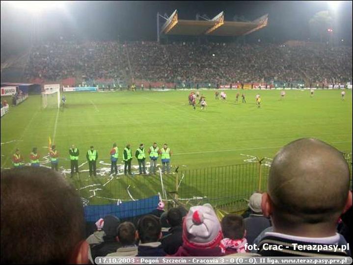 2003-10-17-pogon-cracovia-3-0-126
