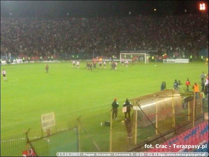 2003-10-17-pogon-cracovia-3-0-131