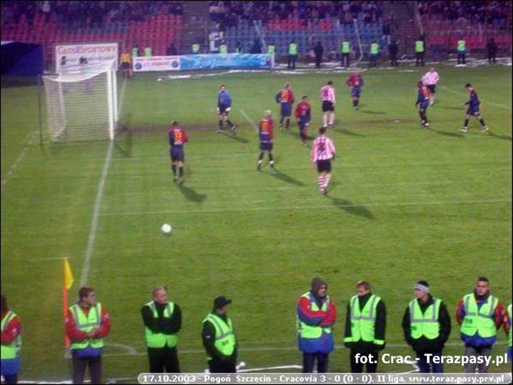 2003-10-17-pogon-cracovia-3-0-137