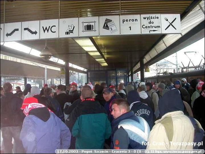 2003-10-17-pogon-cracovia-3-0-150