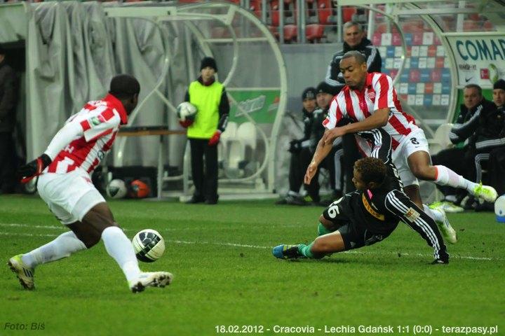 2012-02-18-cracovia-lechia_bl_025_1200_720