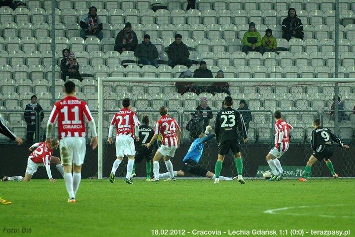 2012-02-18-cracovia-lechia_bl_186_1200_720