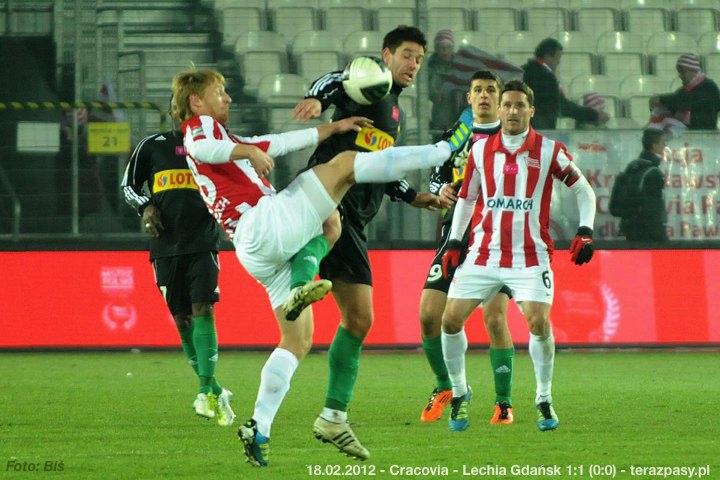 2012-02-18-cracovia-lechia_bl_251_1200_720
