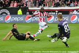 2011-05-07-cracovia-polonia-w_b_0807_600