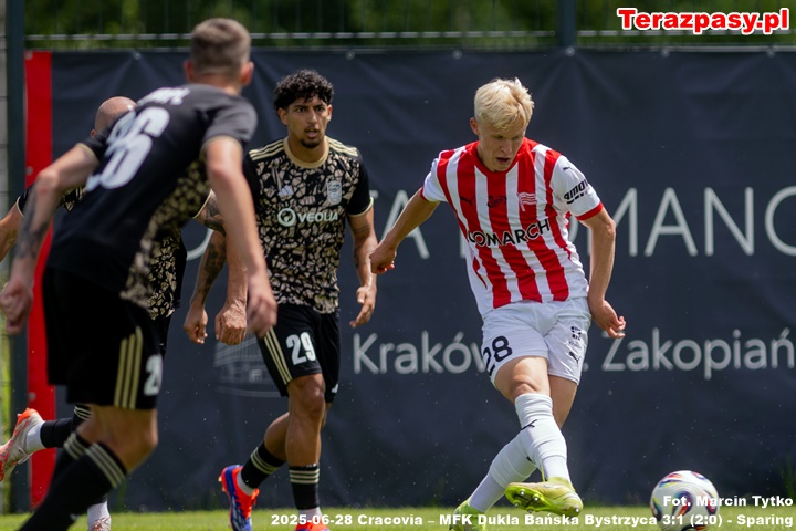 Polak 2025-06-28 Cracovia – MFK Dukla Bańska Bystrzyca 3-1054-MT9_8736 - Tytko (2)